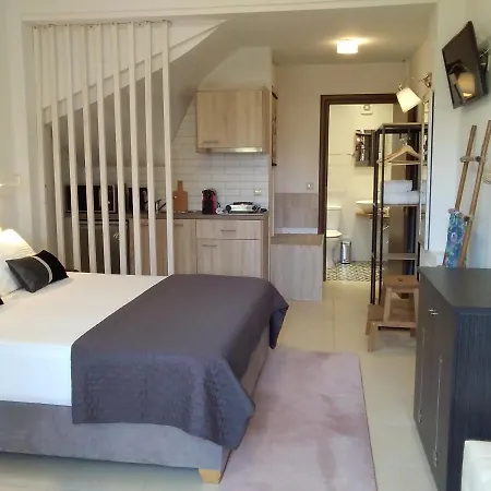 Adelais Διαμέρισμα