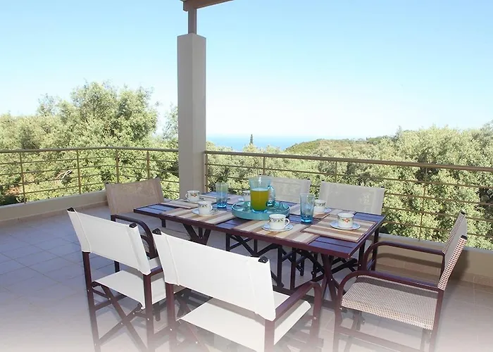 Adelais Apartment Tsoukaladhes